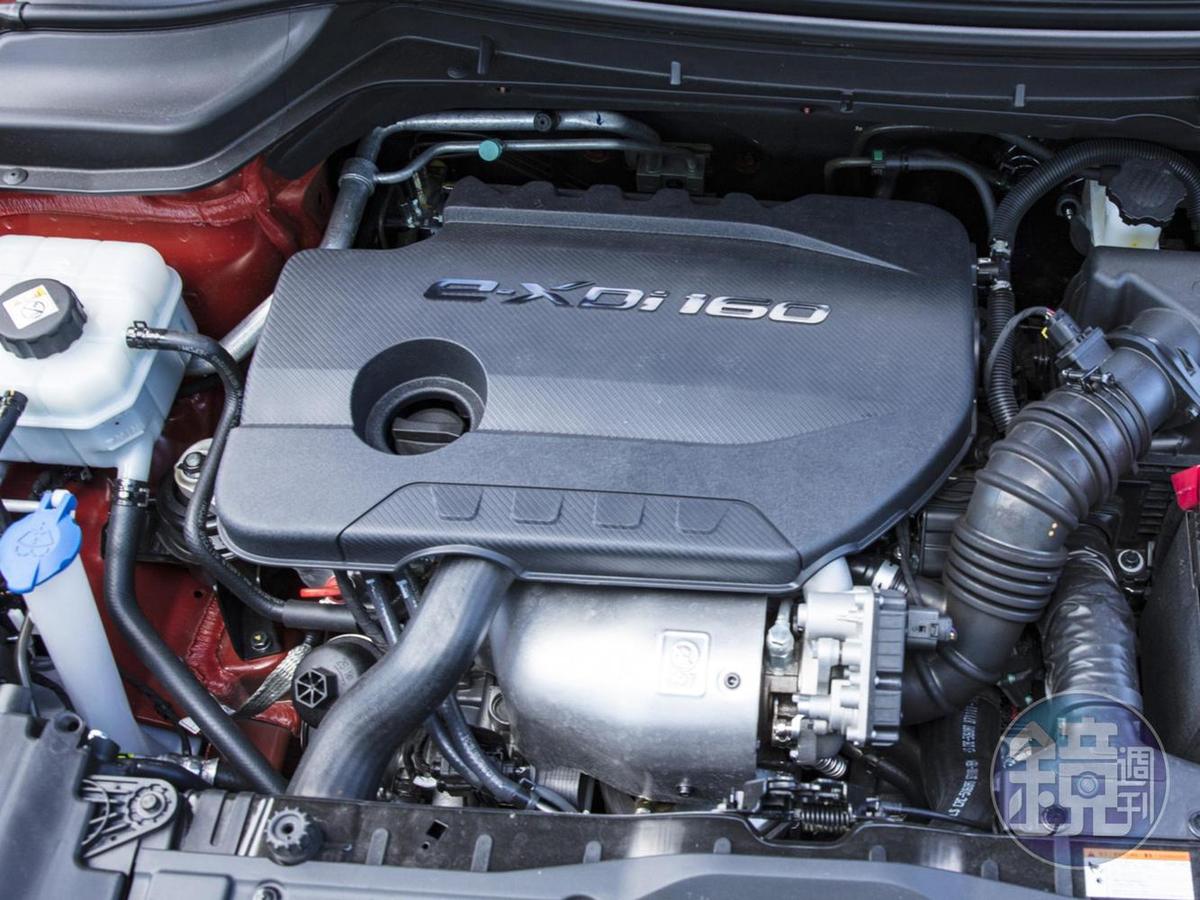  1.6 升 e-XDI 160 直列 4 缸渦輪增壓柴油引擎運轉精緻度不錯，靜肅性直逼汽油引擎。