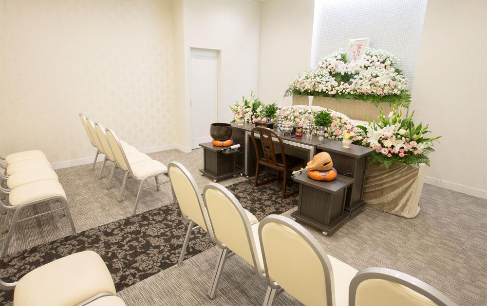 多死社會 上 日本新現象 超商變葬儀館