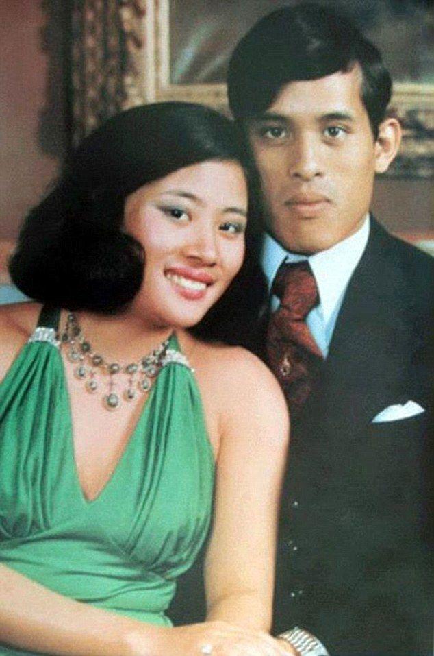 第一任妻子索姆沙瓦利與泰王的合照。（翻攝Pinterest）