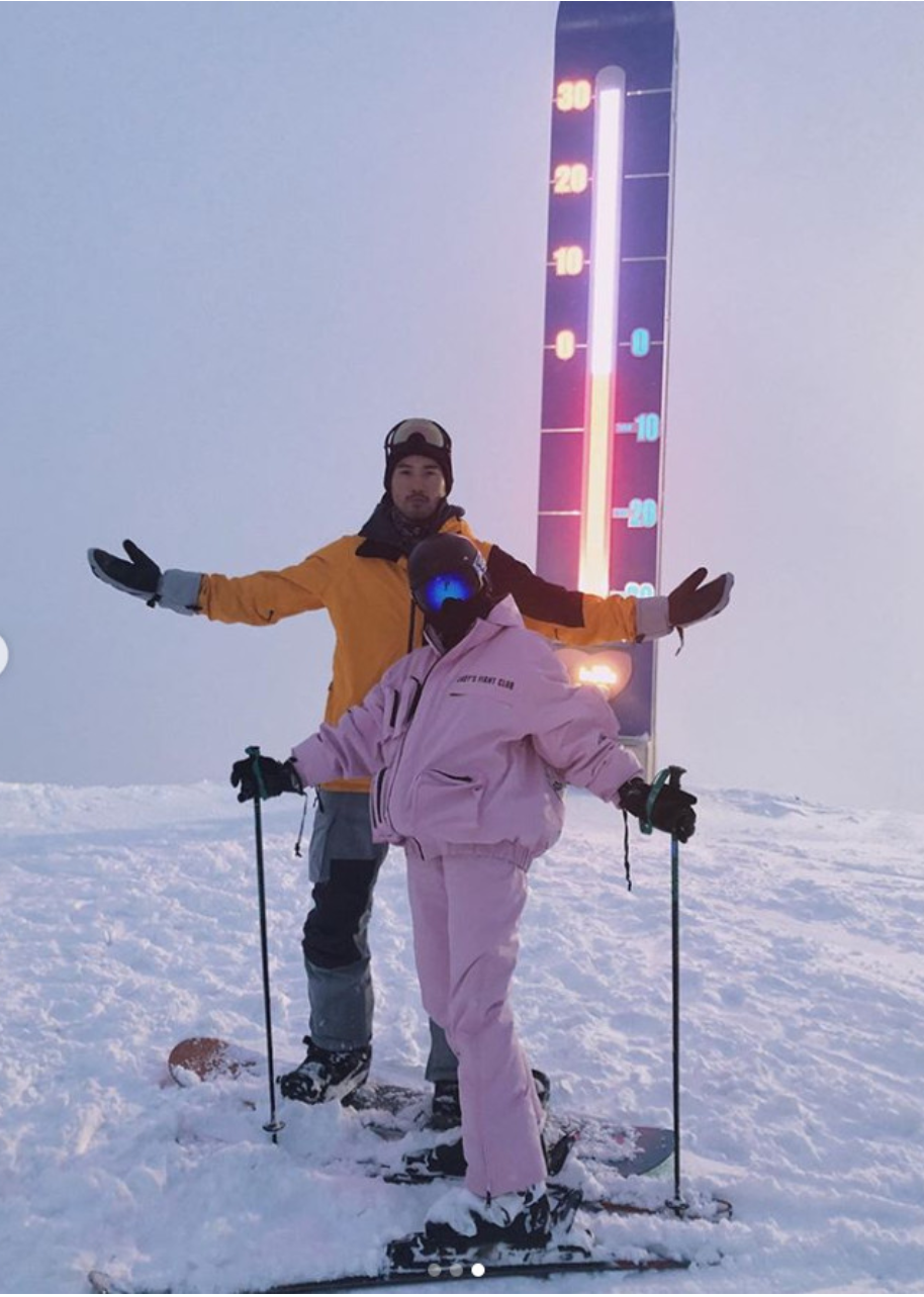兩人過去一起在北海道滑雪，Bella告白遠在天堂的高以翔「你的愛讓我的生命完整。（翻攝自Bella IG）