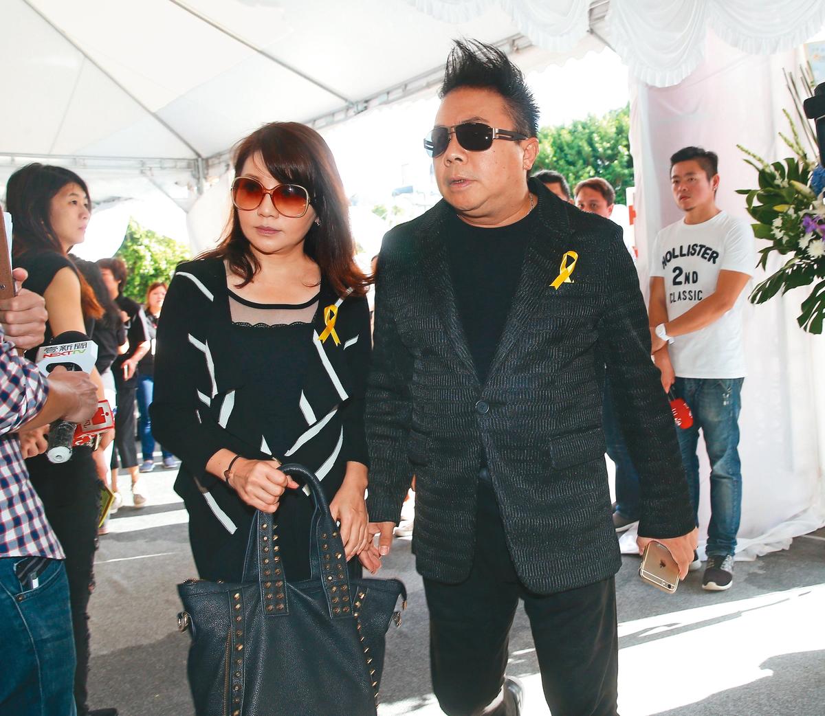 董至成（右）與妻子羅若云（左）21年婚姻觸礁，雙方目前透過律師協議離婚。（東方IC）