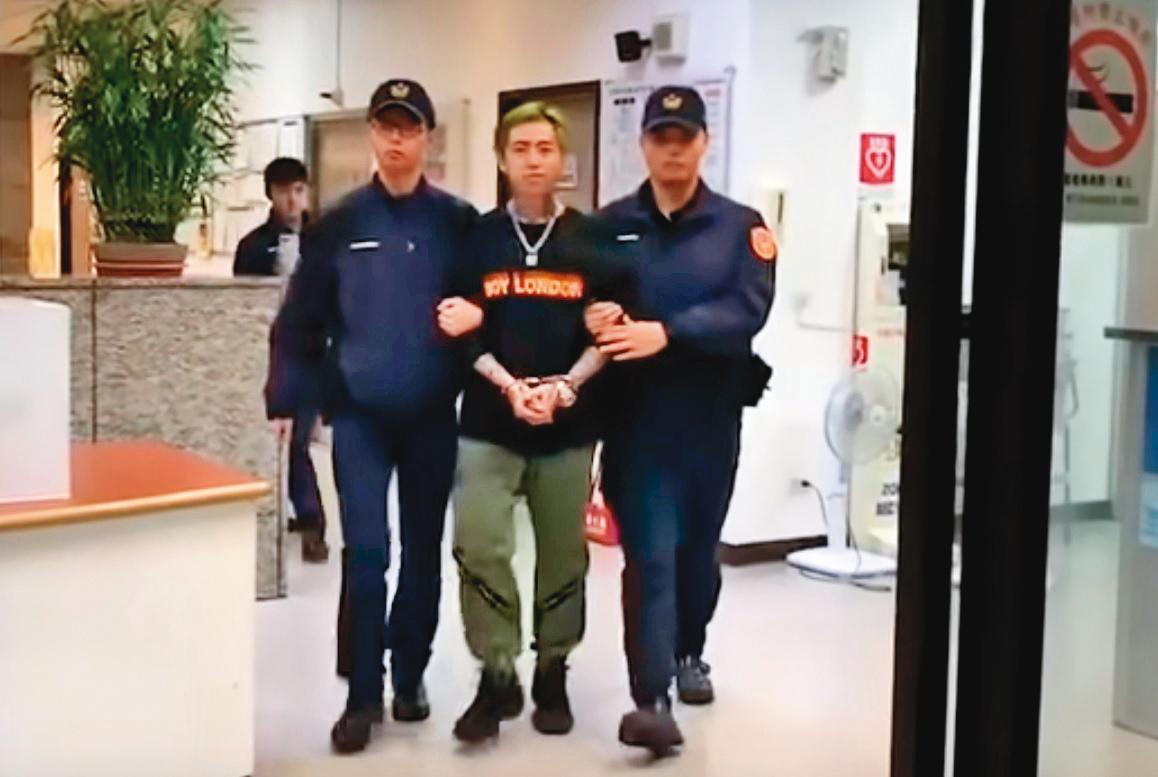 去年12月5日，謝和弦因藏大麻遭警方逮捕，檢舉人就是Keanna。（翻攝自Jarvis Lung Youtube）