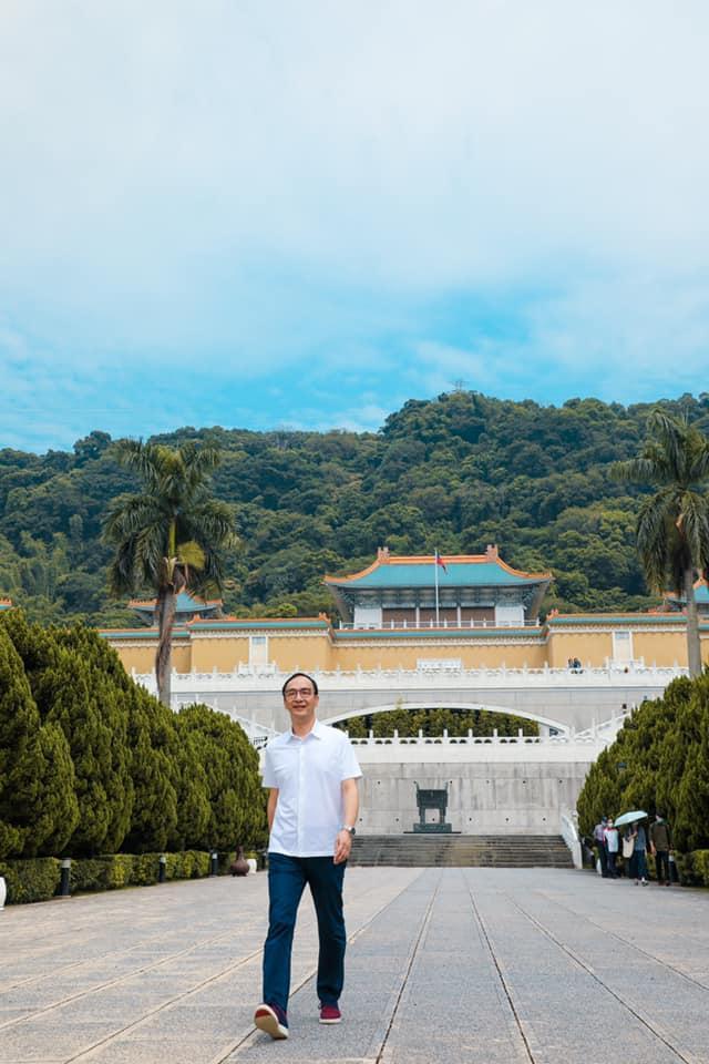 朱立倫表示，故宮是屬於中華民國的，故宮寶藏是中華文化的精髓。（翻攝自朱立倫臉書）