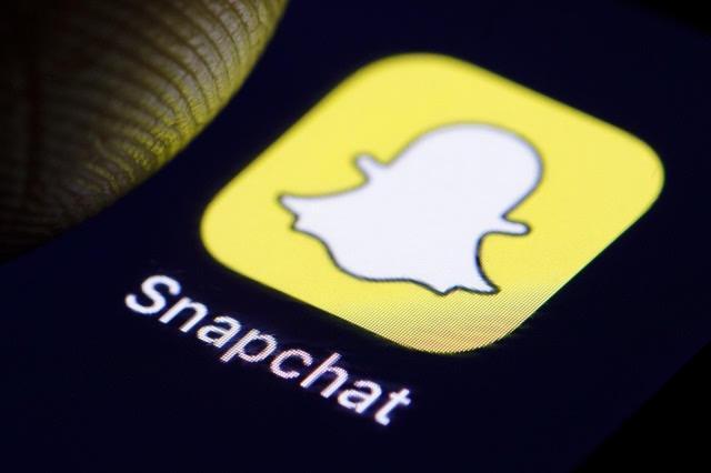 被告少年在交保候傳期間不能使用Snapchat，否則就會害家人拿不回1,200百萬元保釋金。（Thomas Trutschel／Getty Images）