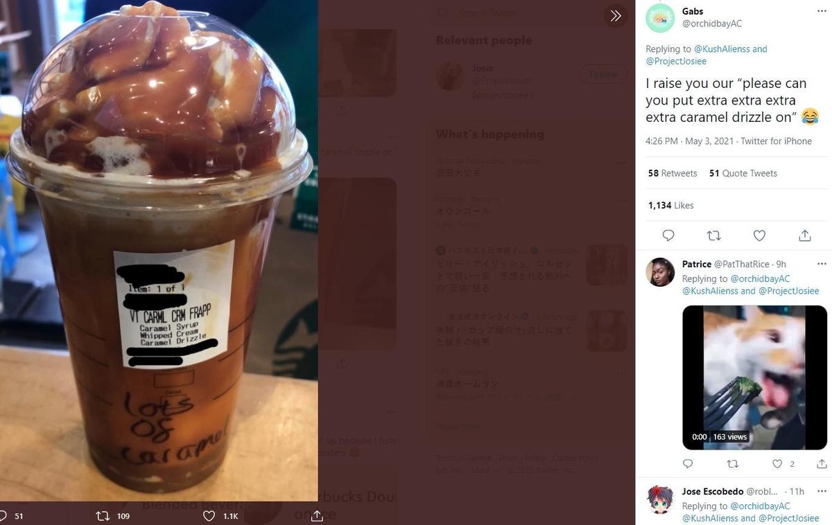 網友Gabs支援一張焦糖星冰樂照片，指出顧客要求多加多加多加再多加焦糖醬。（翻攝@ProjectJosiee推特）