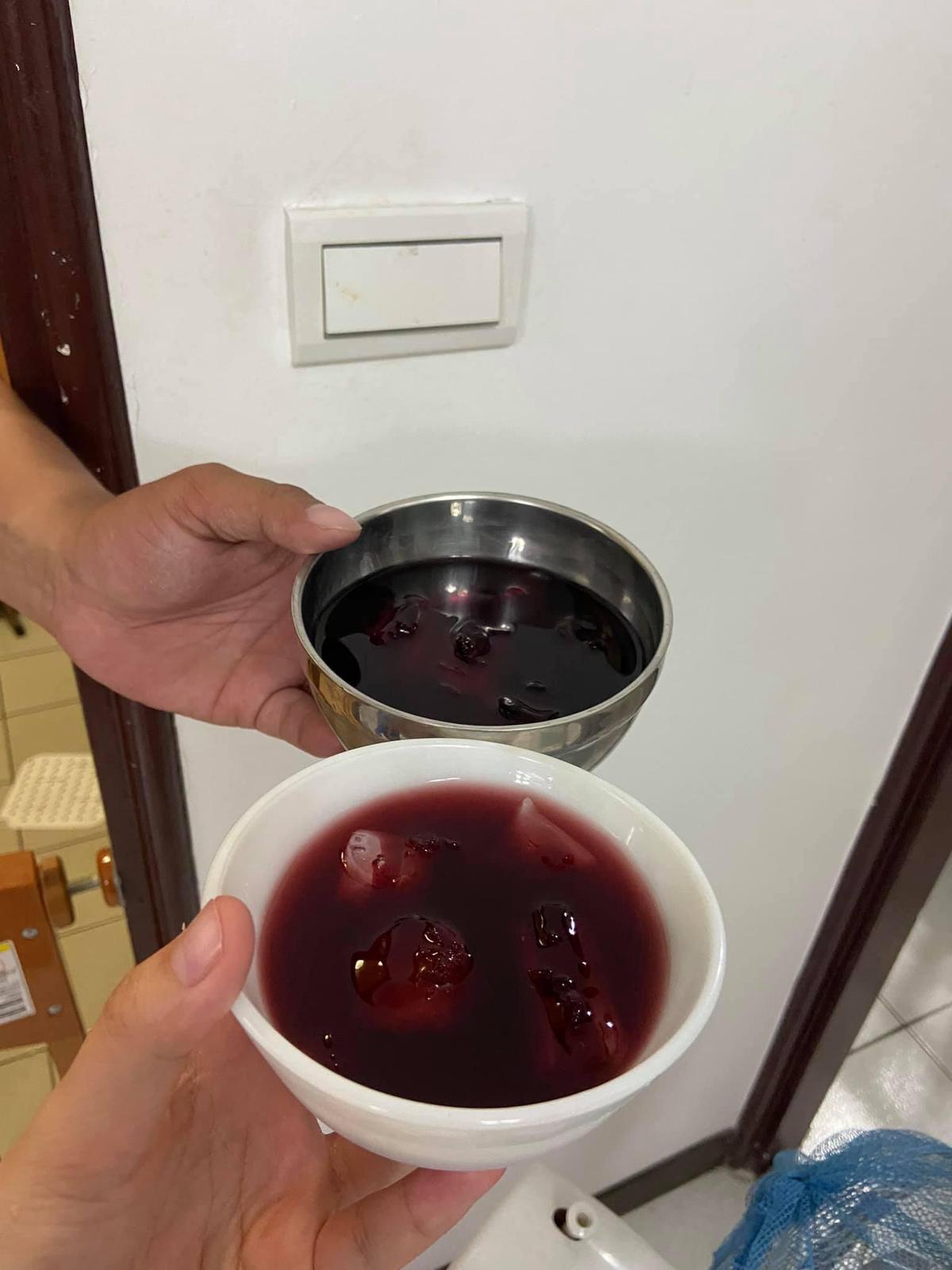一名網友想用紅酒增添情趣，沒想到老公竟直接用碗裝，讓她大嘆超掃興。（翻攝自爆廢公社公開版臉書）