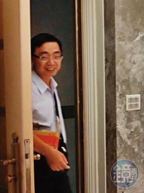 廖美玲的丈夫江榮宗因詐欺、違反《銀行法》等罪嫌，今年7月遭聲押獲准。（讀者提供）