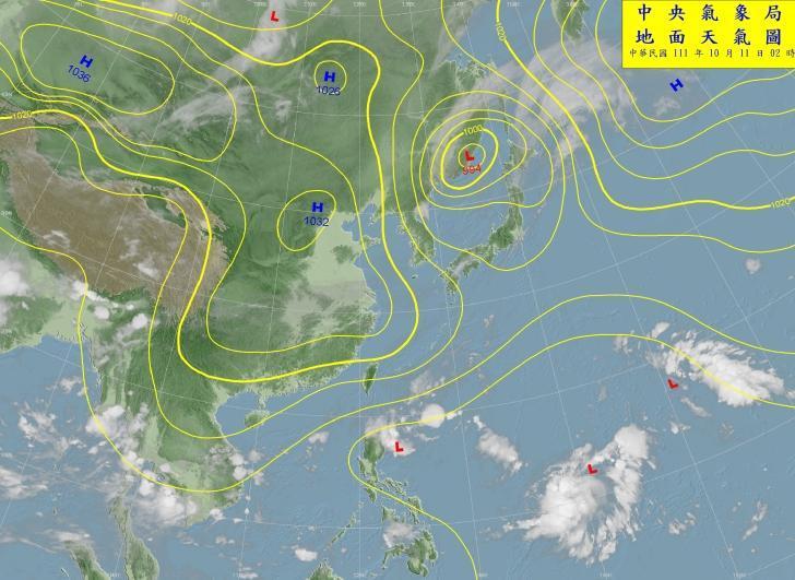 ▼西北太平洋有熱帶擾動組織發展當中。（圖／中央氣象局）