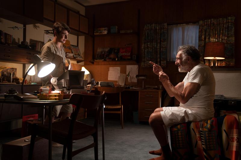賈德赫西（右）在《法貝爾曼》飾演爺爺，讓他距離42年後再次入圍奧斯卡。（UIP提供）