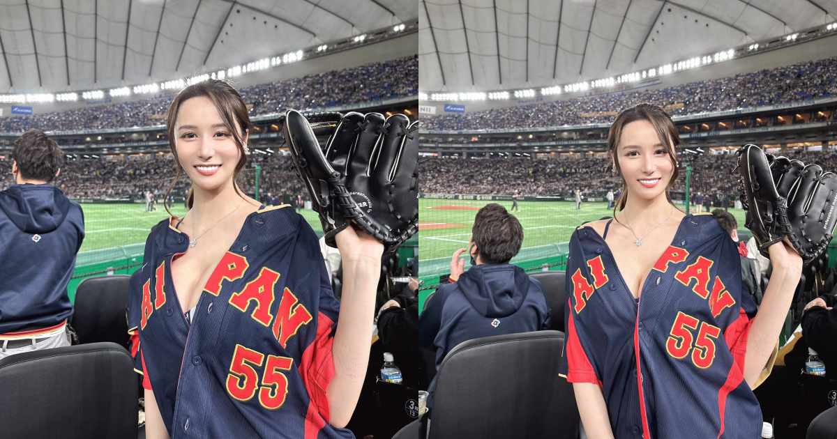 日本女球迷穿著火辣到場應援。（翻攝自推特@yuppechan1221）