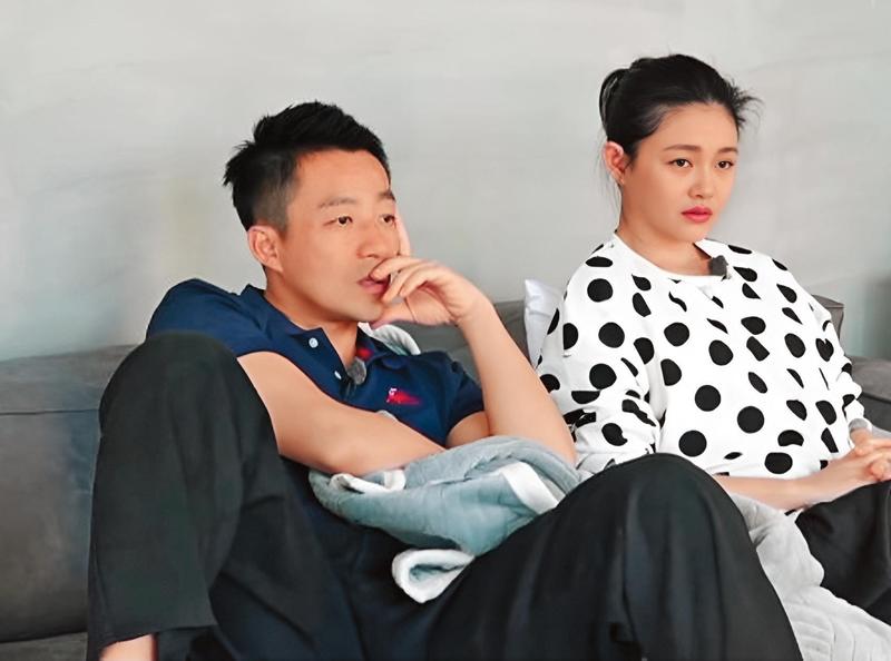 大S（右）和汪小菲（左）2018年一起上綜藝實境秀《幸福三重奏》。（圖／翻攝自騰訊）