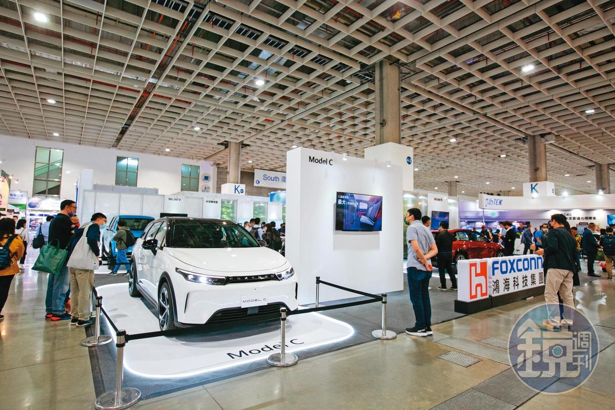 鴻海布局電動車事業，劉揚偉認為發展半導體是最佳助攻手
