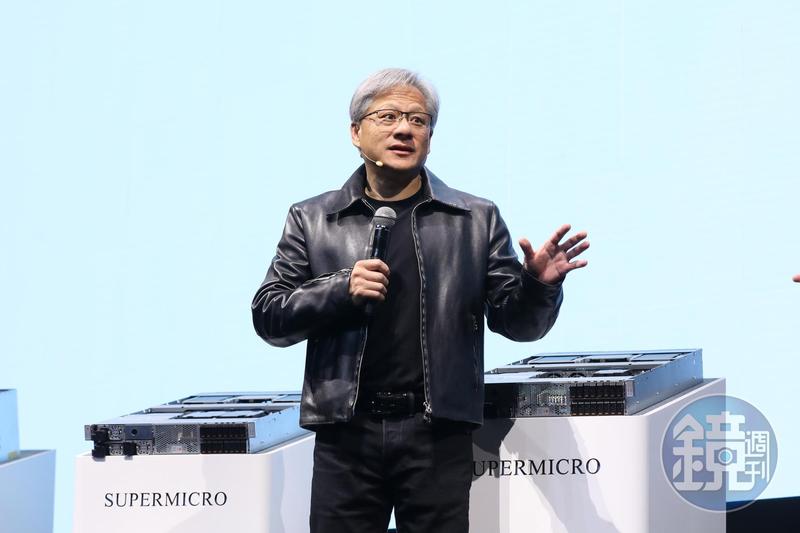 輝達（NVIDIA）創辦人黃仁勳上週抵台，掀起AI熱潮，電子股噴漲。（圖／鏡週刊提供）