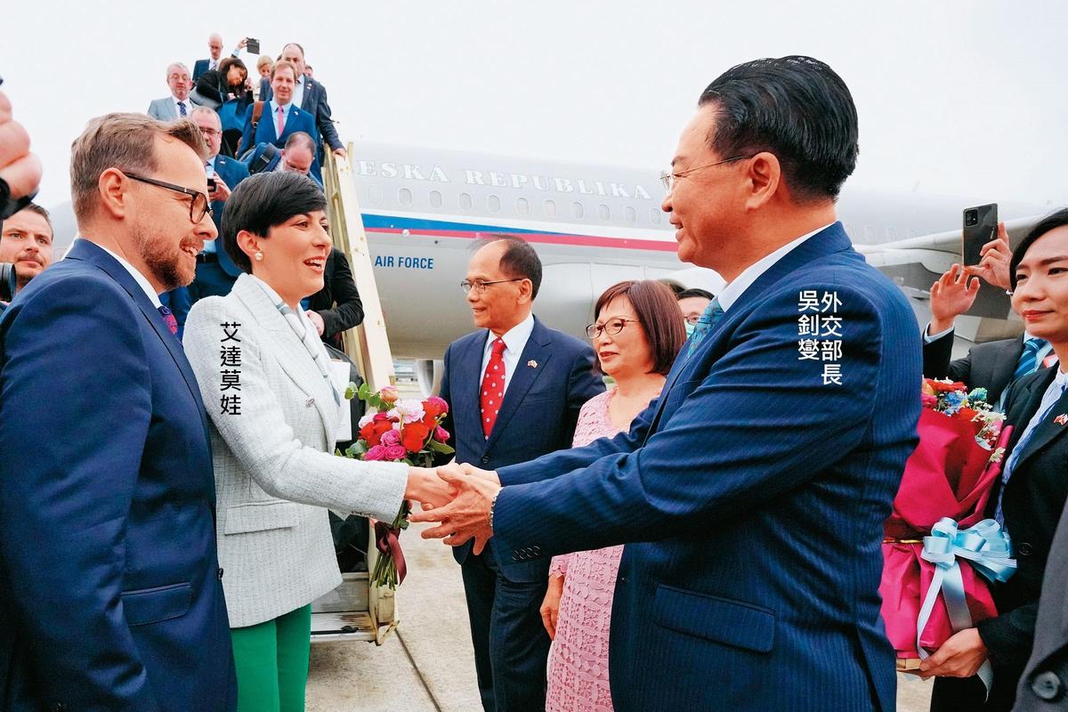 近年各國與台灣互動增加。圖為捷克眾院議長艾達莫娃年初訪台。（圖／外交部提供）